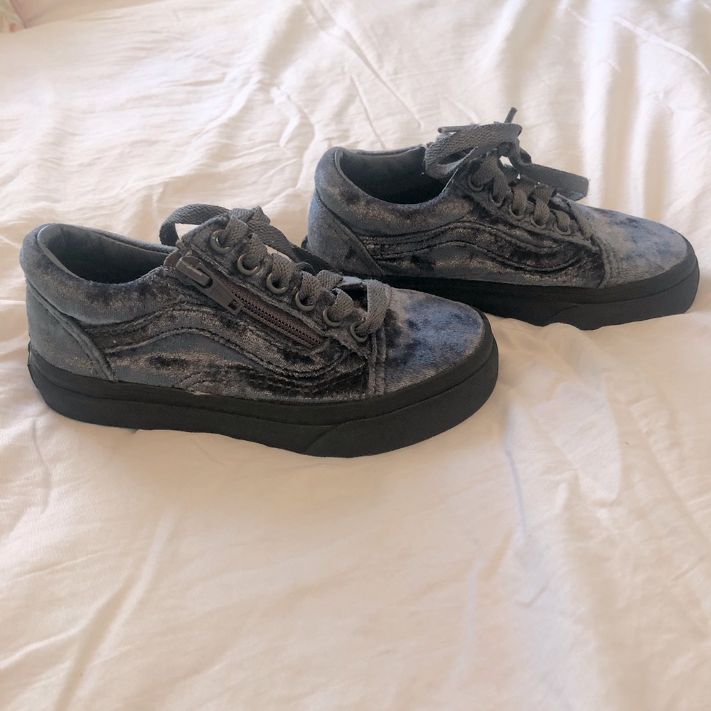 Vans Velvet Old Skool Kids Shoes